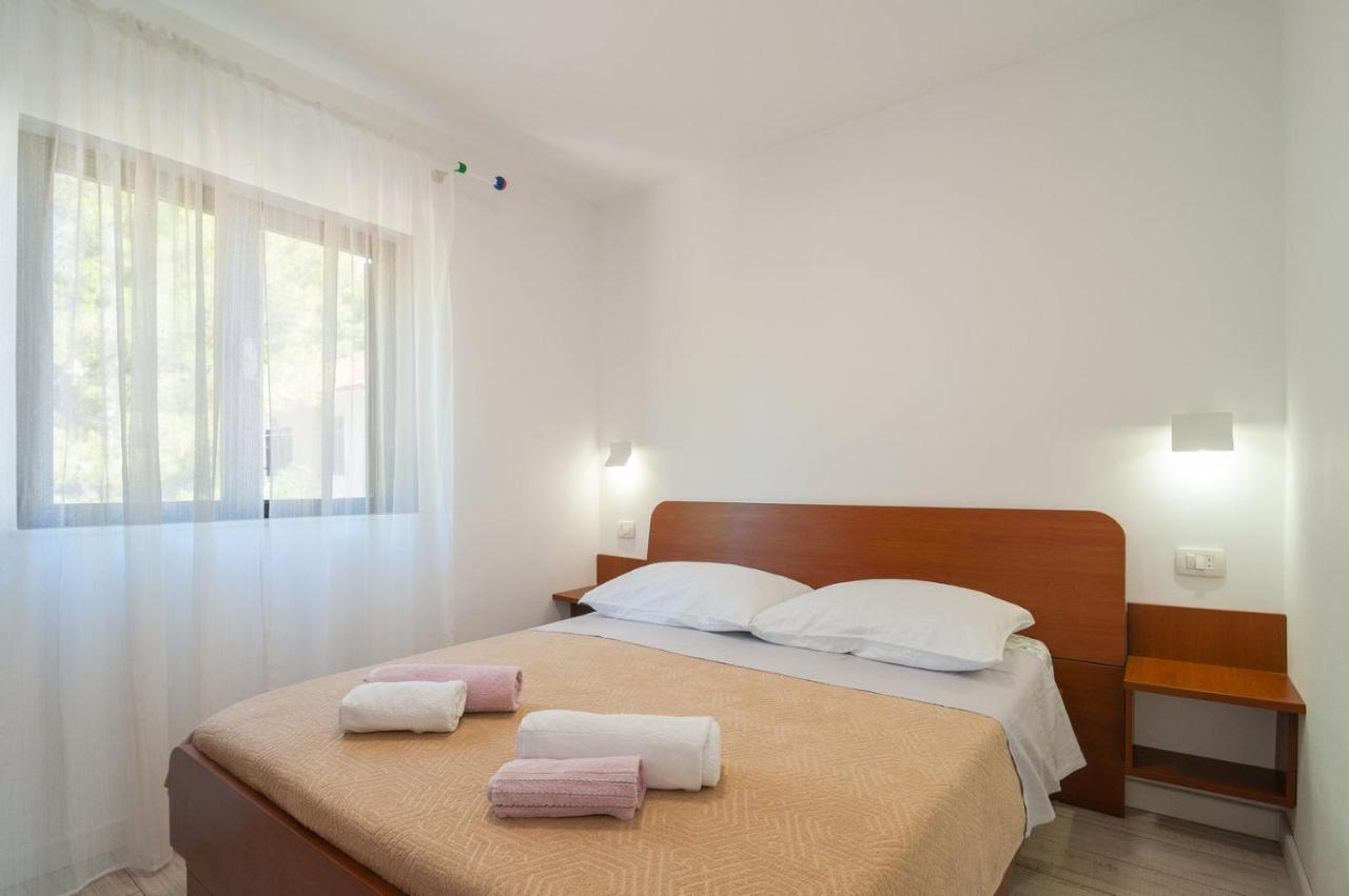 Beachside Villa Marko Милна Екстер'єр фото